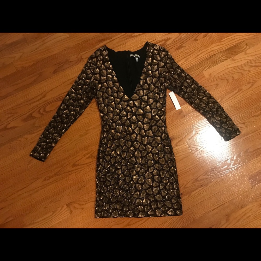 Brand new Alice & Olivia sequence cocktail dress
